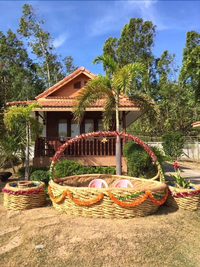 Plaifah Resort Ubon image