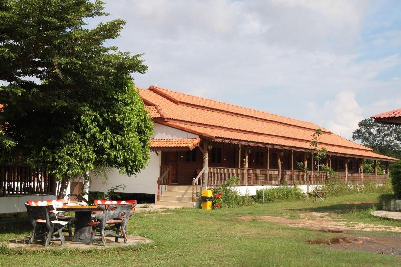 Plaifah Resort Ubon image