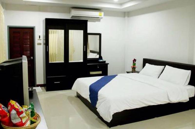 Plaifah Resort Ubon image