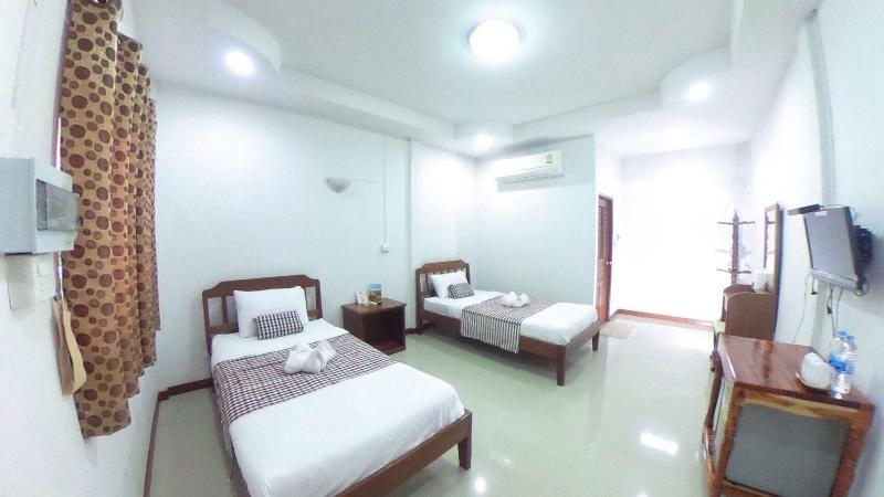 Plaifah Resort Ubon image