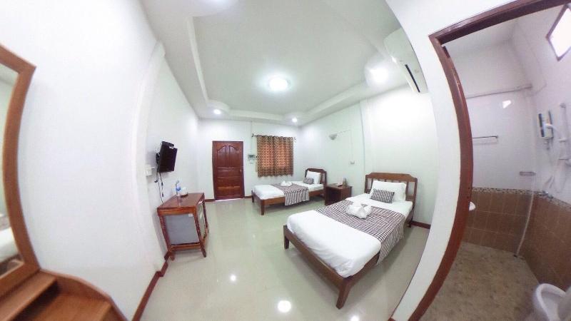Plaifah Resort Ubon image