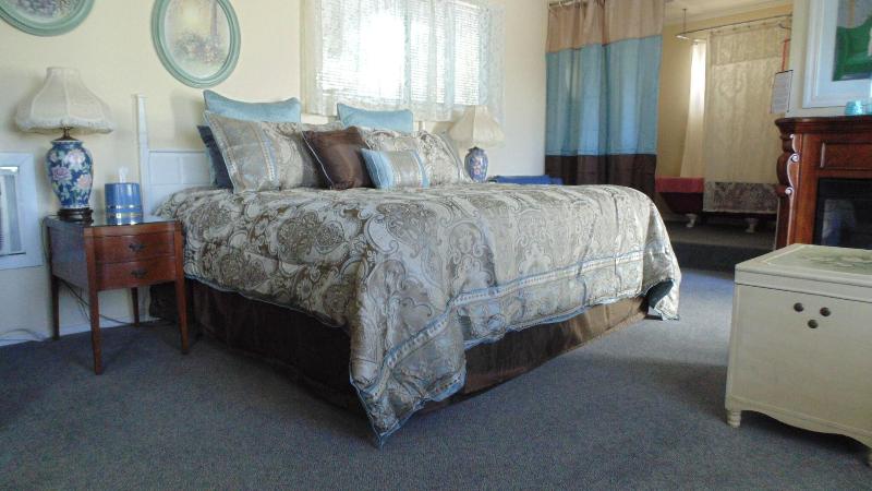 Plantation Bed & Breakfast image