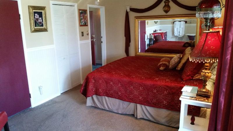 Plantation Bed & Breakfast image