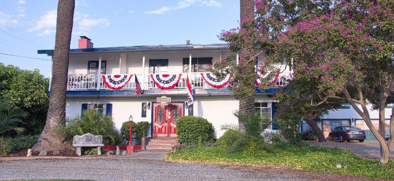 Plantation Bed & Breakfast image