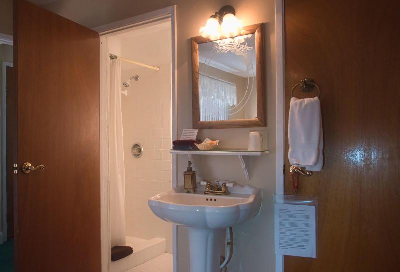 Plantation Bed & Breakfast image
