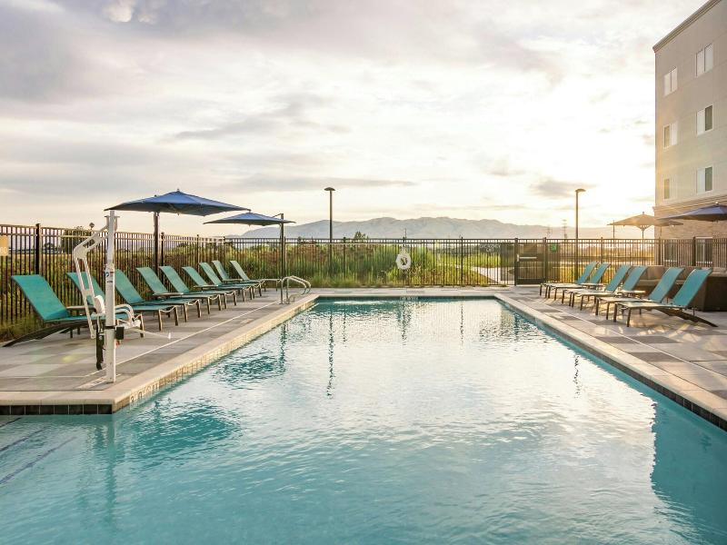 Fairfield Inn & Suites by Marriott San Jose North/ image