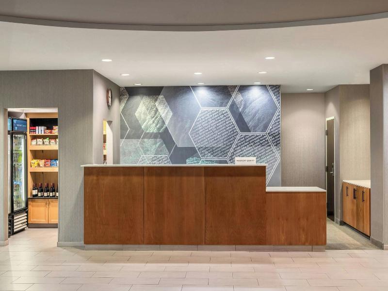 Springhill Suites By Marriott Fresno