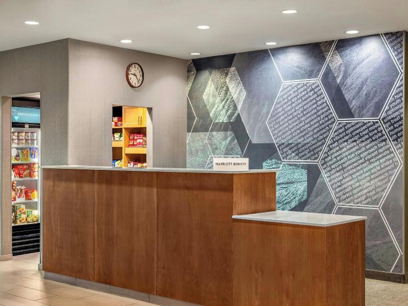 Springhill Suites By Marriott Fresno