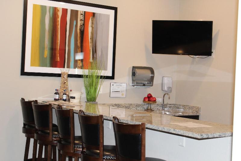 Brookstone Lodge & Suites (Emmetsburg) image