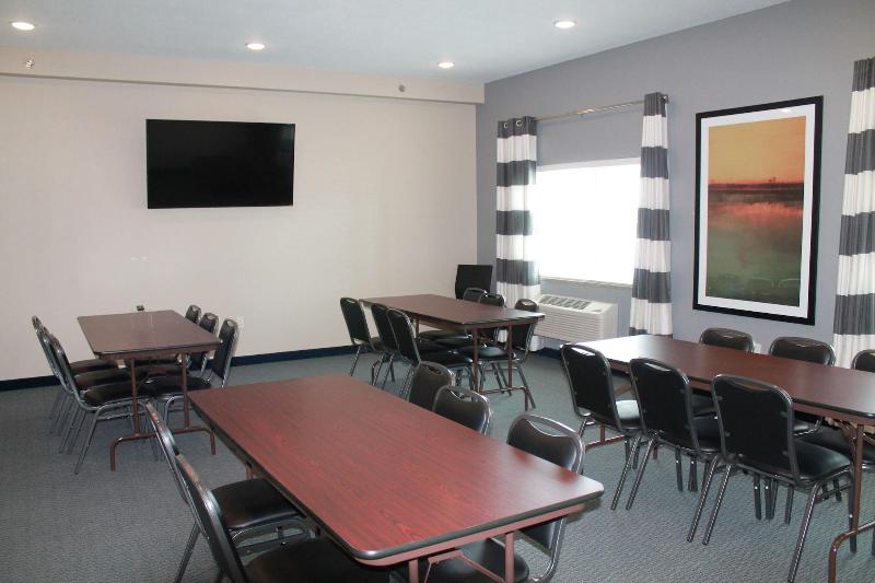 Brookstone Lodge & Suites (Emmetsburg) image