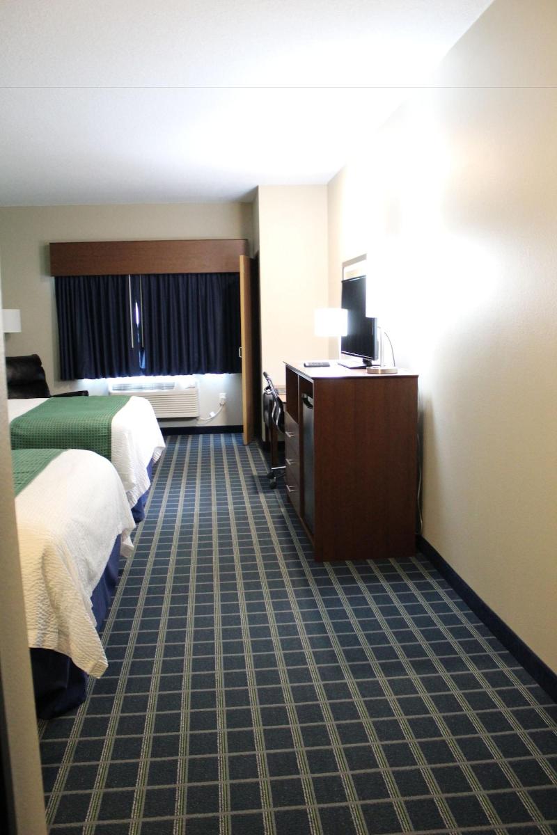 Brookstone Lodge & Suites (Emmetsburg) image 3