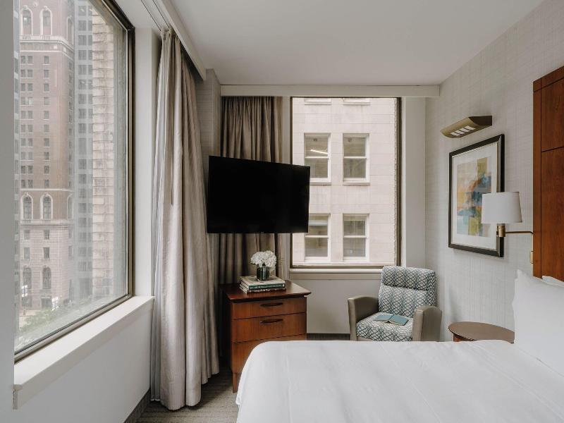 Central Loop Hotel image