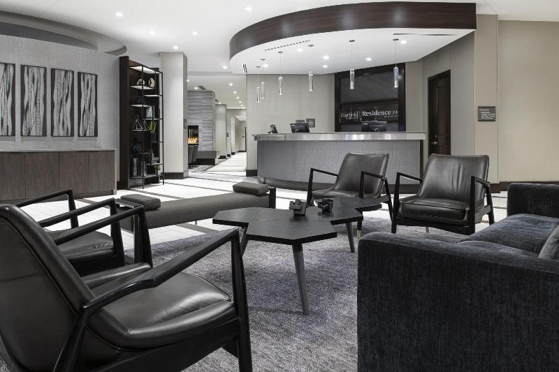 Fairfield Inn & Suites by Marriott Boston Logan Ai image