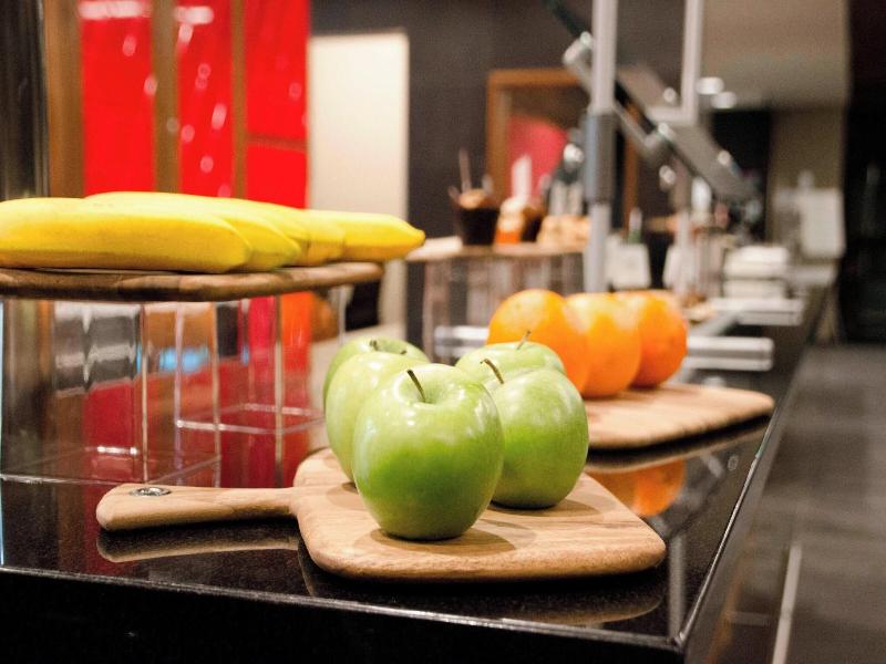 Courtyard By Marriott Minneapolis West — photo 31