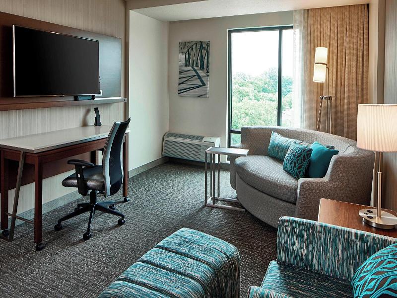SUITE KING SIZE BED — photo 4