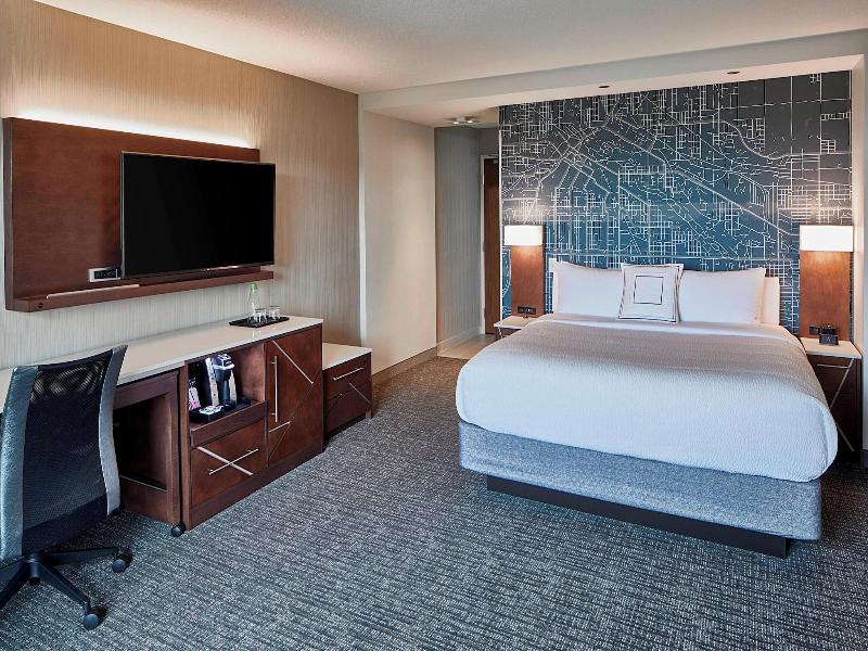 Courtyard By Marriott Minneapolis West — photo 24