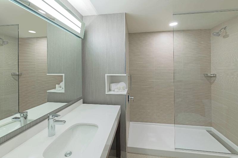 Courtyard By Marriott Halifax Dartmouth image