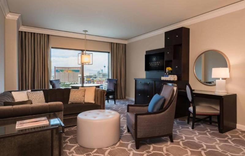 Caesars Suites At Caesars Palace image