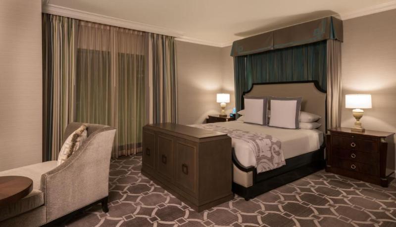 Caesars Suites At Caesars Palace image