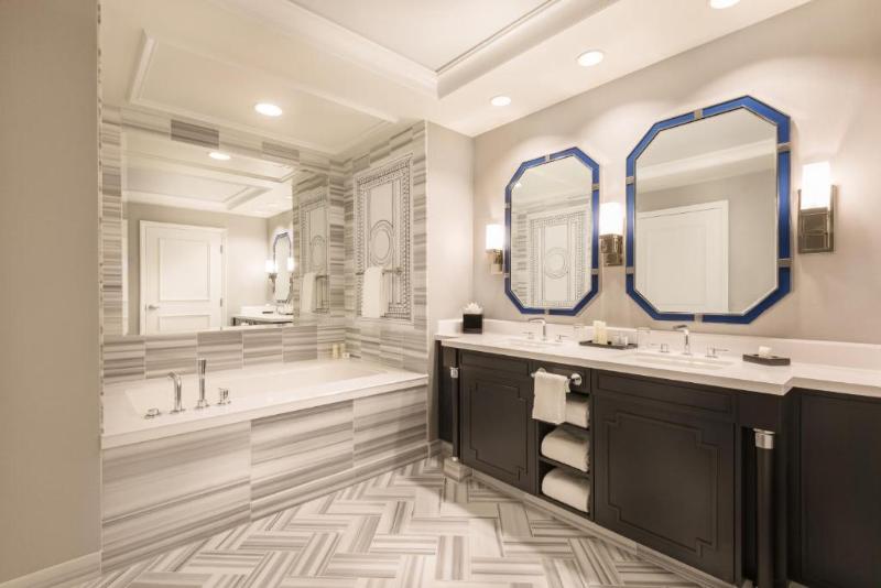 Caesars Suites At Caesars Palace image