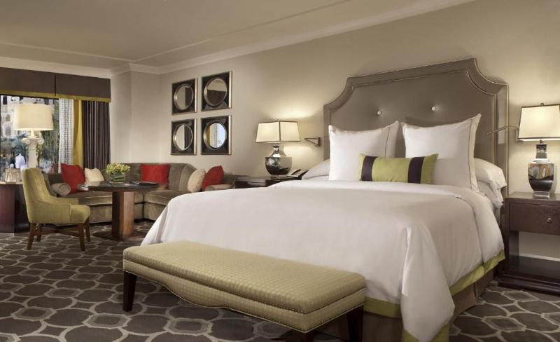 Caesars Suites At Caesars Palace image
