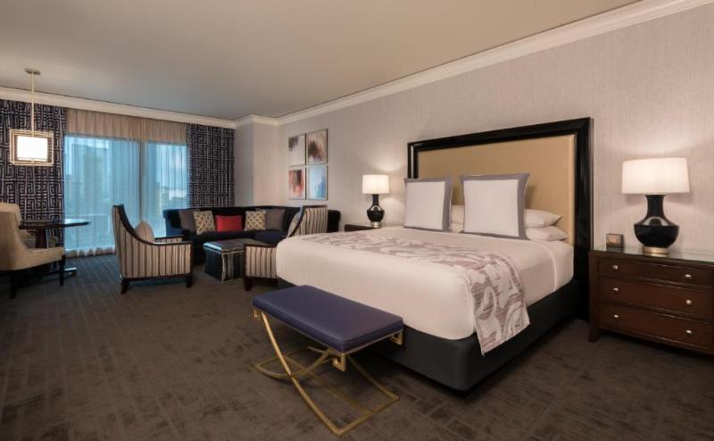 Caesars Suites At Caesars Palace image