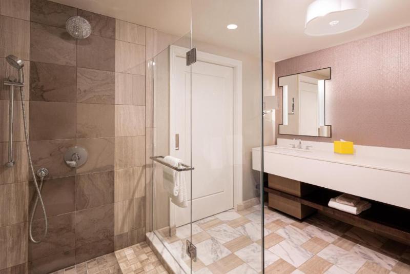 Caesars Suites At Caesars Palace image