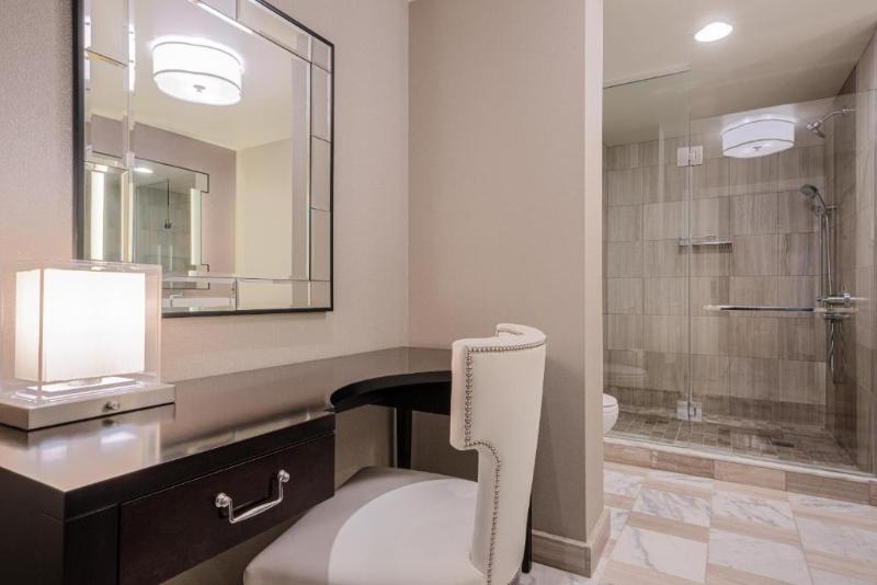 Caesars Suites At Caesars Palace image