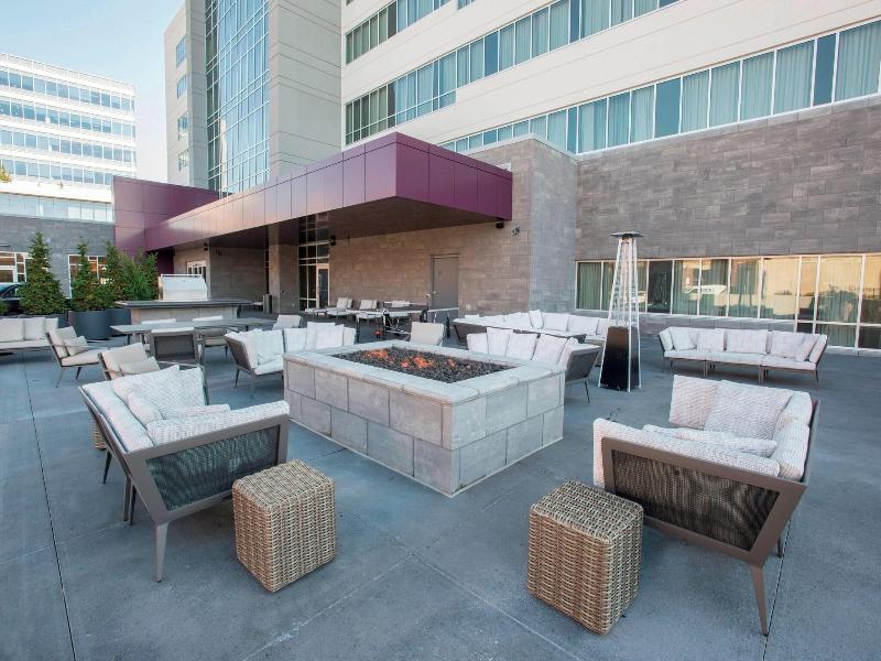 Residence Inn by Marriott Cincinnati Midtown/Rookw image