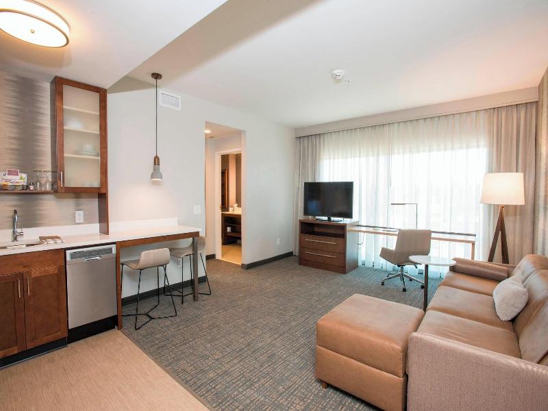 Residence Inn by Marriott Cincinnati Midtown/Rookw image