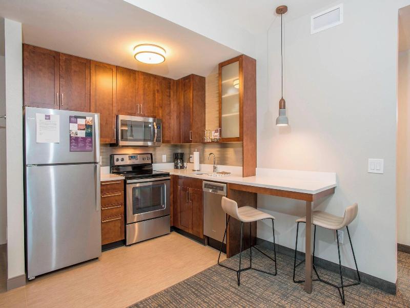 Residence Inn by Marriott Cincinnati Midtown/Rookw image