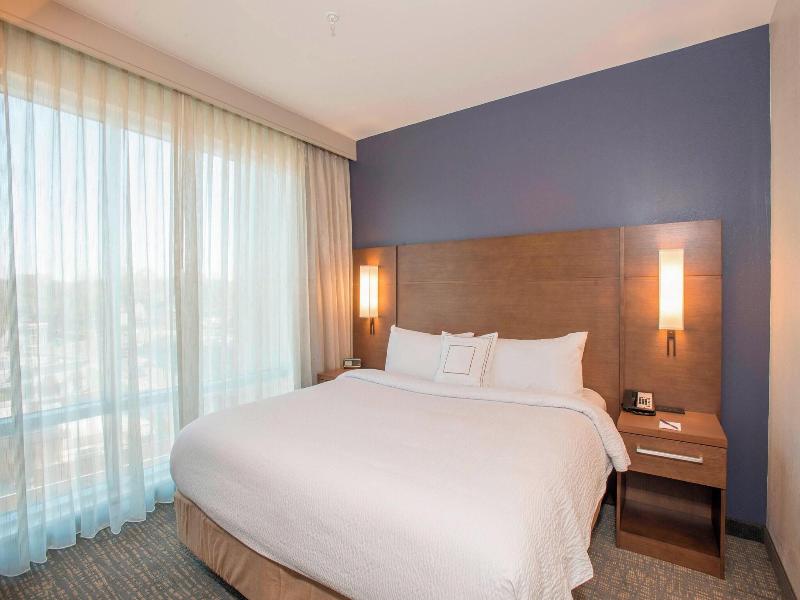Residence Inn by Marriott Cincinnati Midtown/Rookw image