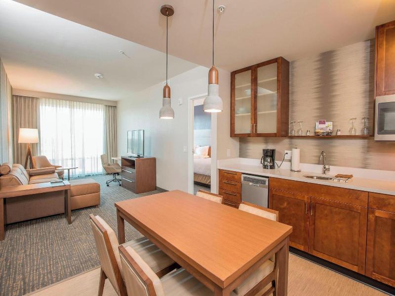 Residence Inn by Marriott Cincinnati Midtown/Rookw image