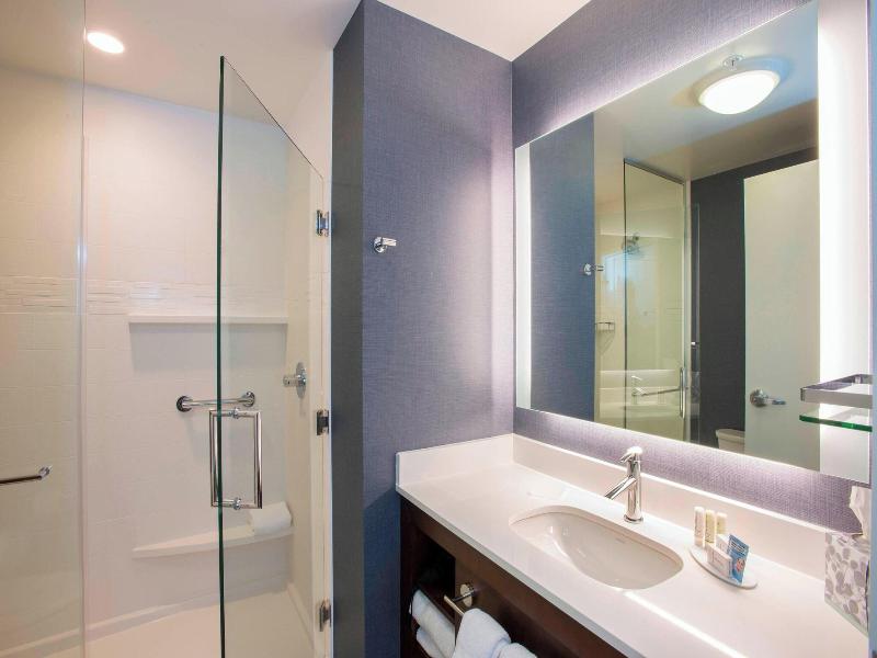 Residence Inn by Marriott Cincinnati Midtown/Rookw image