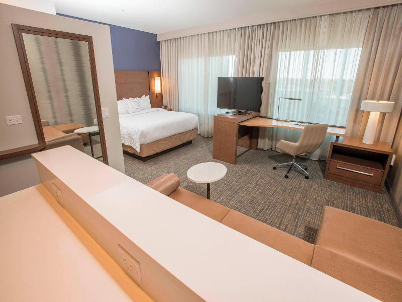Residence Inn by Marriott Cincinnati Midtown/Rookw image
