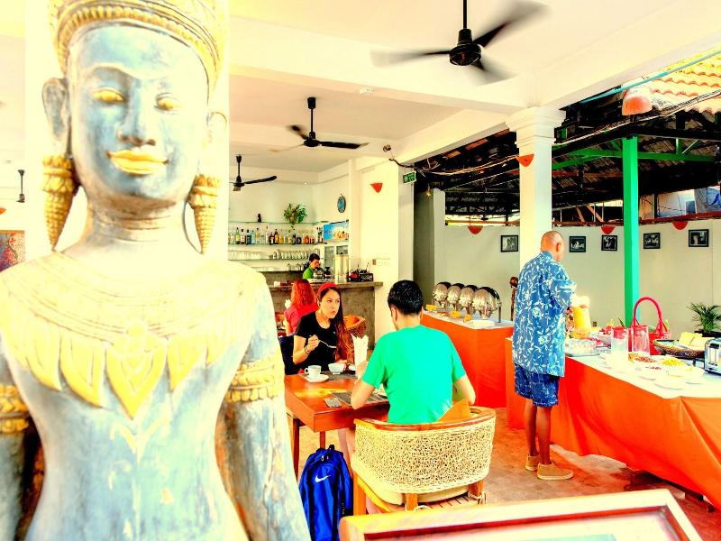 Residence Wat Damnak image