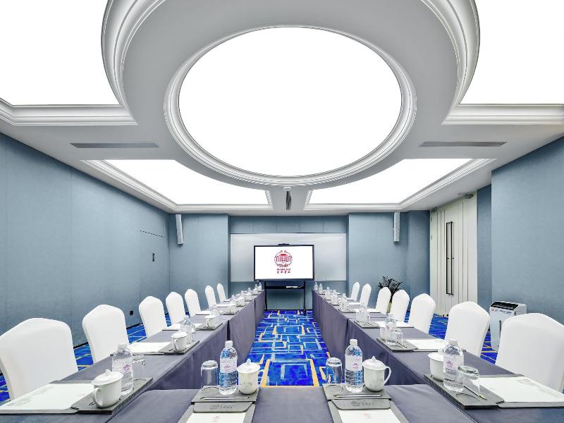 Donghu Guest House image