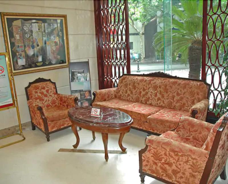 Donghu Guest House image