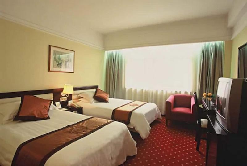 Donghu Guest House image