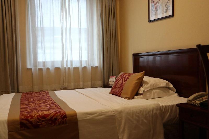 Donghu Guest House image