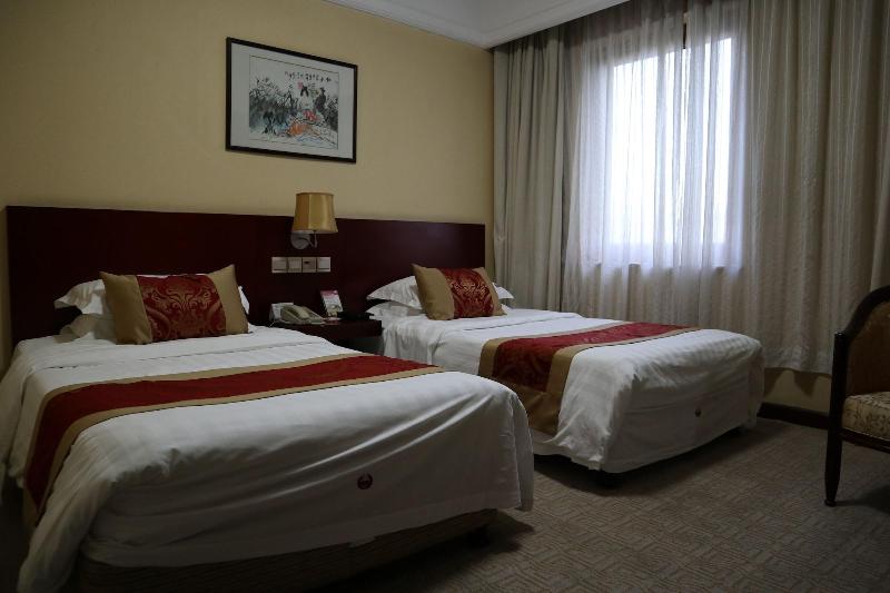 Donghu Guest House image