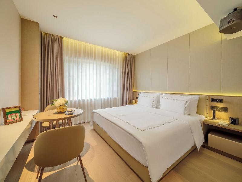 Donghu Guest House image