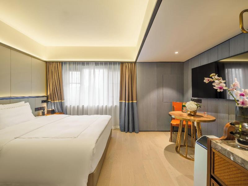 Donghu Guest House image