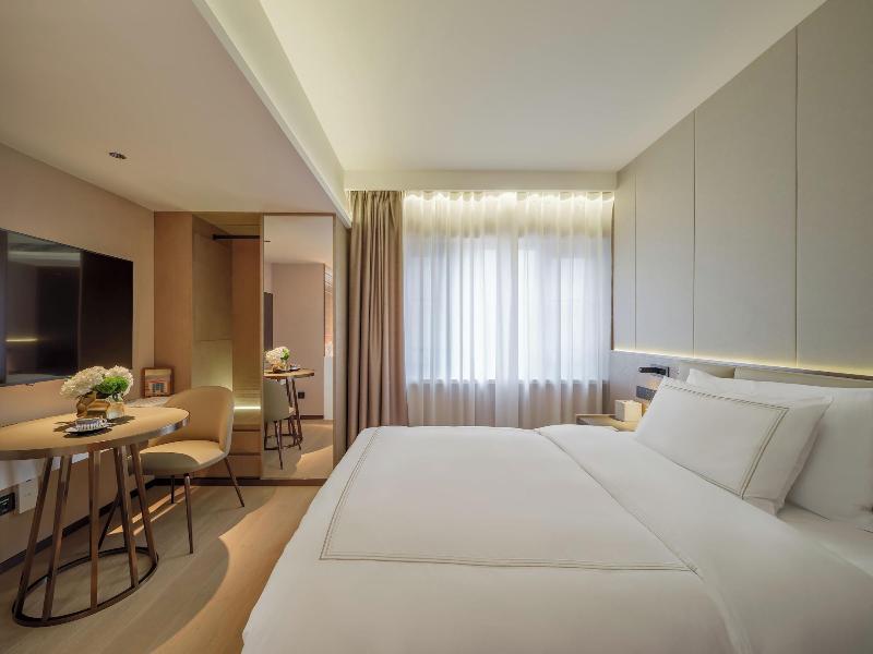 Donghu Guest House image