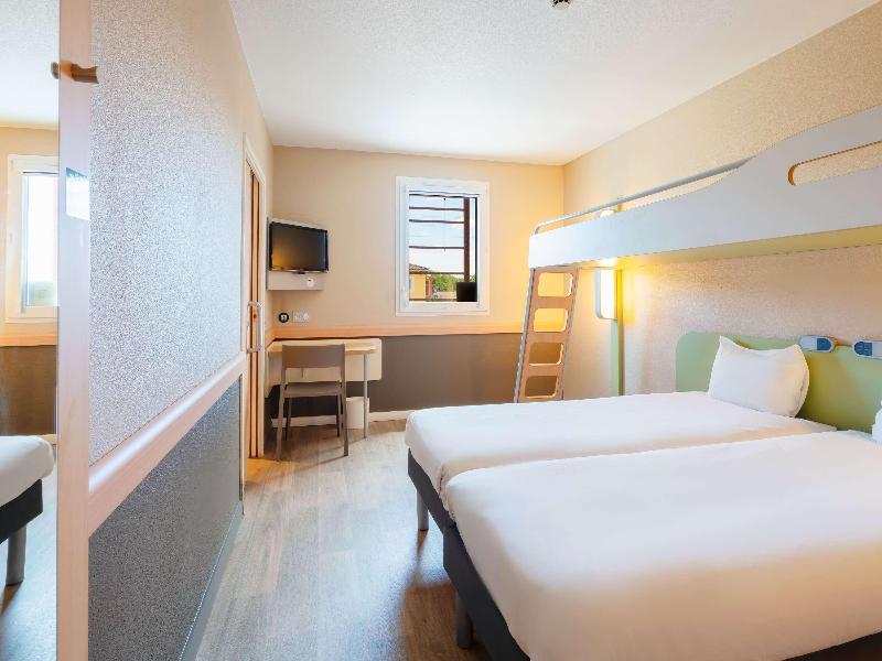 Ibis Budget Manosque Cadarache image