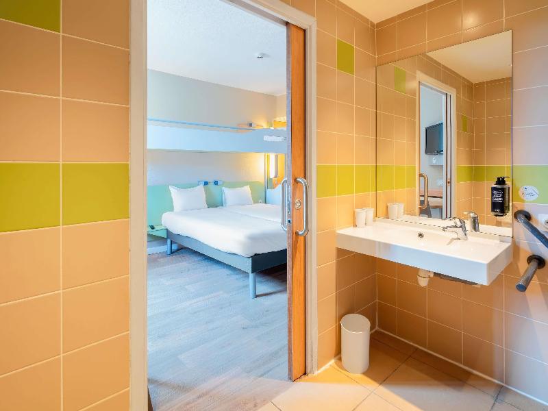 Ibis Budget Manosque Cadarache image