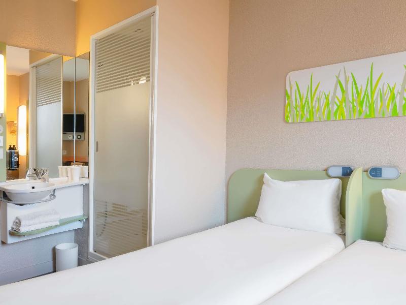 Ibis Budget Manosque Cadarache image