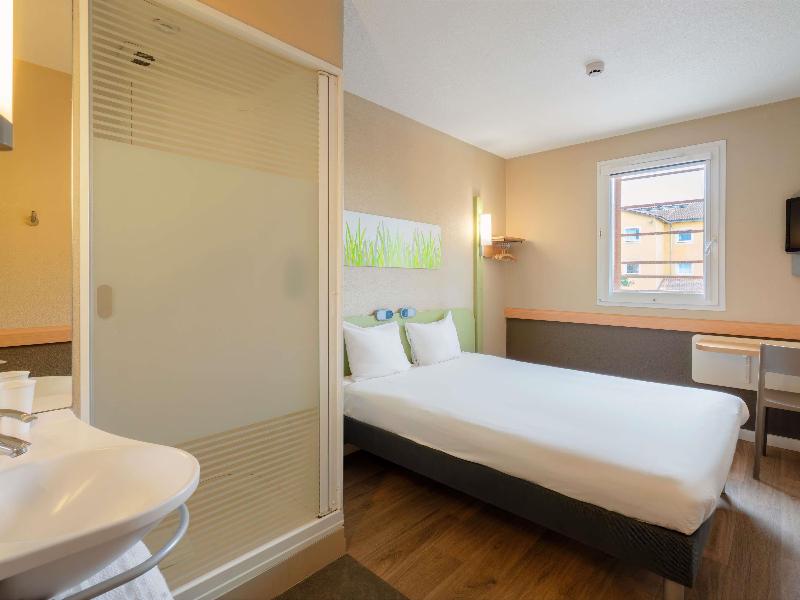 Ibis Budget Manosque Cadarache image