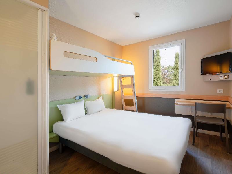 Ibis Budget Manosque Cadarache image