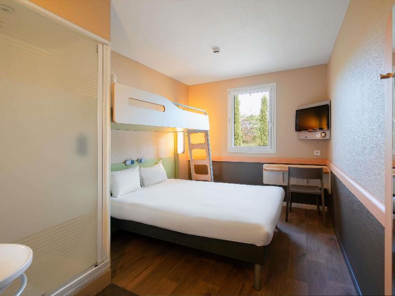 Ibis Budget Manosque Cadarache image